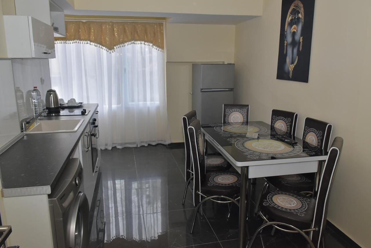 Apart Versai Varna Exterior foto